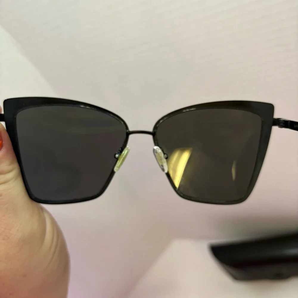 Diff Eyewear Becky Sunglasses